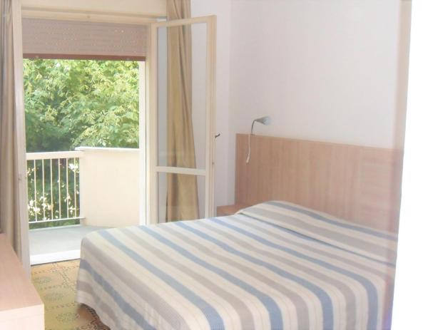På billedet ses objektet Hotel Enrica beliggende i byen Cervia.