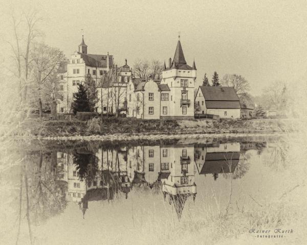 写真にはColditz市にあるWasserschloss Podelwitzが写っています。