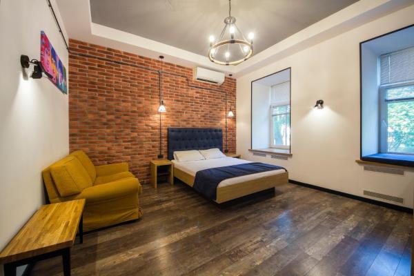 Loft Design Apartments on Desyatynnyi Ln, 7, Kyiv