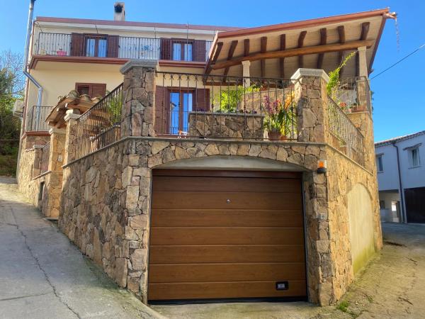 Nella foto è visibile l'oggetto Il pergolato situato nella città di Bari Sardo.
