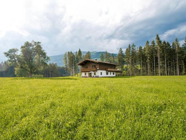 Photo 3 : Chalet in Jochberg with Sauna & Mountain Views