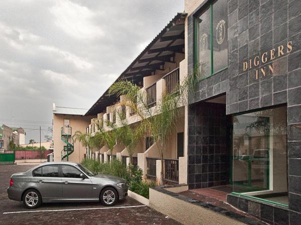På bilden syns objektet Diggers Inn som ligger i staden Francistown.
