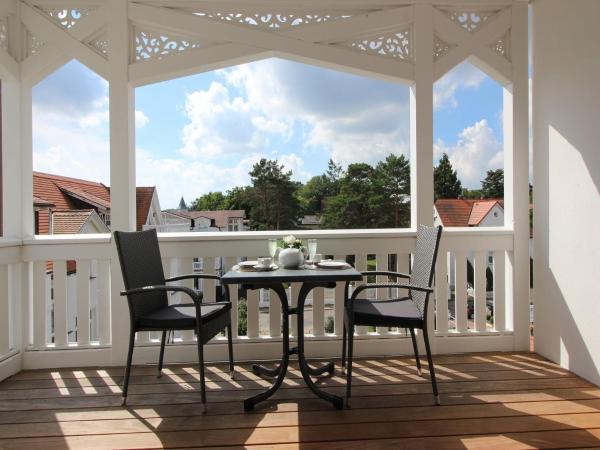 A la foto es mostra l'objecte Strandvillen Binz - Ferienwohnung mit Meerblick, 2 Schlafzimmern und Balkon SV-761 situat a la ciutat de Binz.