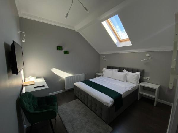 A la foto es mostra l'objecte Erbario House situat a la ciutat de Bucarest.