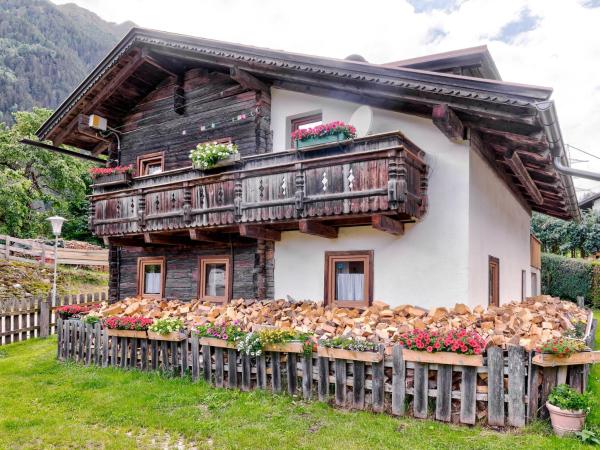 Welcoming Holiday Home In Tyrol - Austria