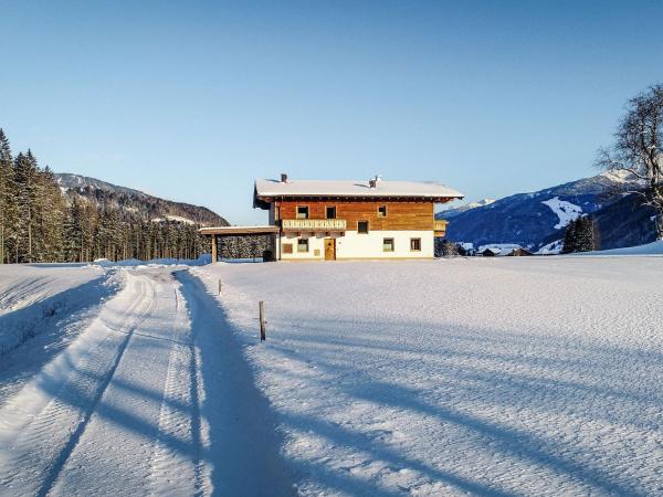Photo 7 : Chalet in Jochberg with Sauna & Mountain Views