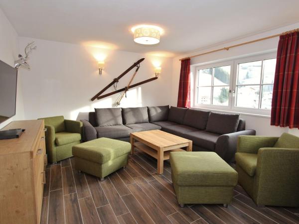 Bilde 2: Chalet in Saalbach by Ski Lift & Slopes