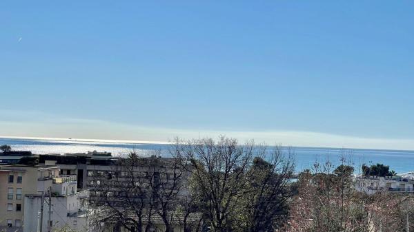 Appartement Calme Et Propre Avec Vue Sur La Mer - Saint-Laurent-du-Var