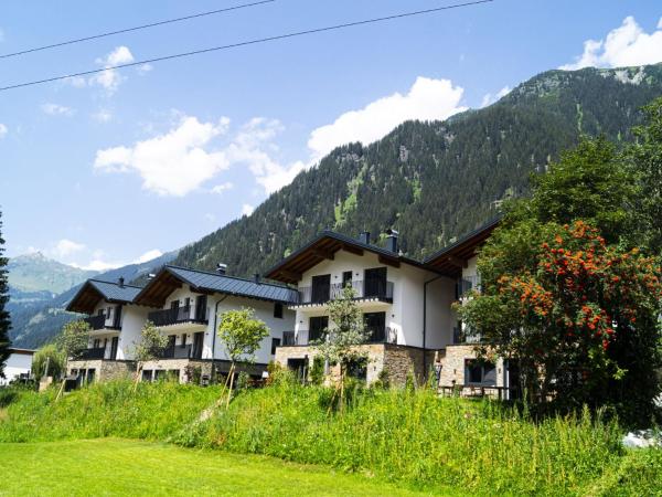 Luxury Chalet Gaschurn near Ski Lift, Gaschurn