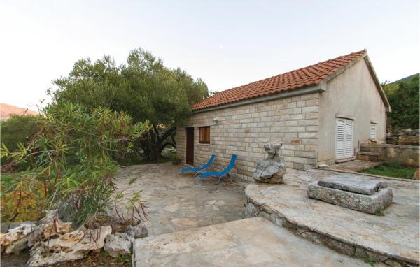 Na fotografii je vidět objekt One-Bedroom Holiday Home In Kneze nacházející se ve městě Pupnat.