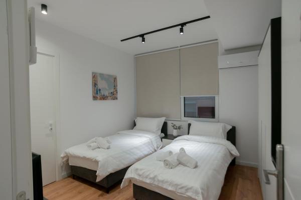 La Gioia Apartment, Тирана
