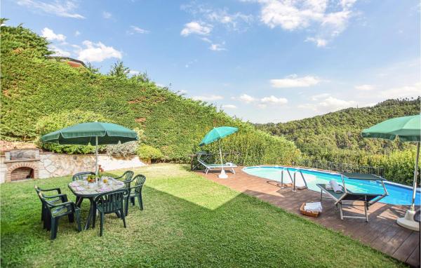 På billedet ses objektet 3 Bedroom Cozy Home In Massarosa beliggende i byen Valpromaro.
