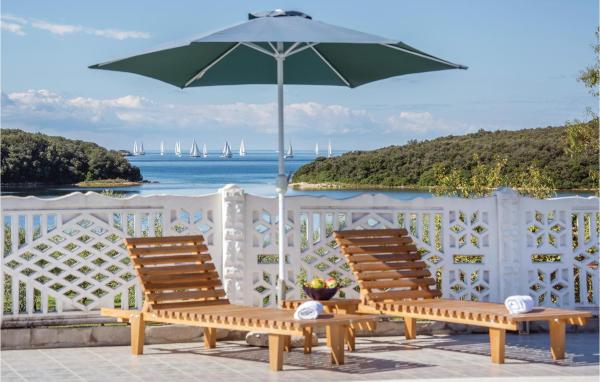 Two-bedroom Apartment In Vrsar - Kroatien