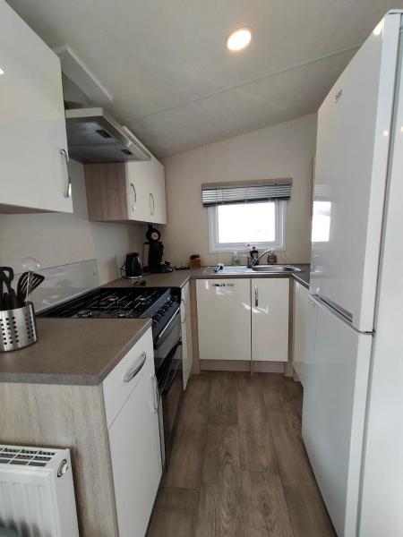 Foto 9: BJ Chalets - De Rug 1 - Vakantiepark Lauwersoog - LUXE chalet met vaatwasser! Vroege incheck!