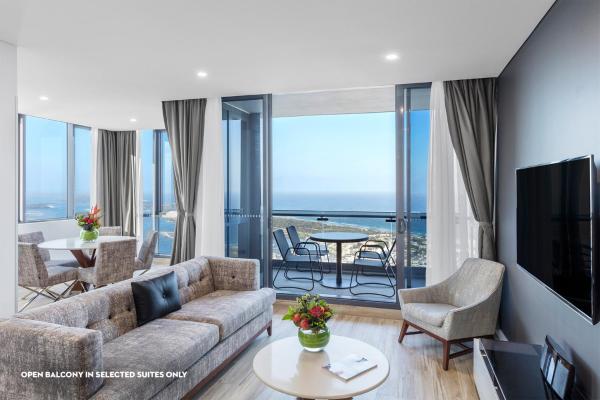 Meriton Suites Southport, Gold Coast