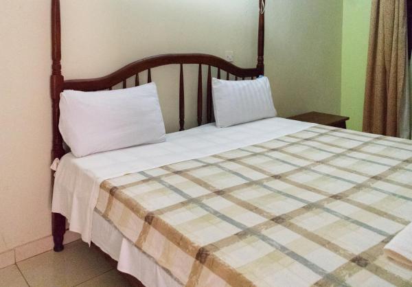 På billedet ses objektet Etana Motel Kampala beliggende i byen Lugala.