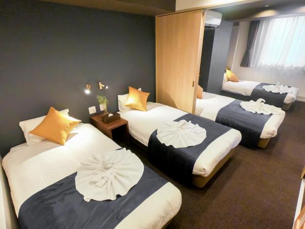 På billedet ses objektet Hotel S-Presso Central - Vacation STAY 9448 beliggende i byen Osaka.