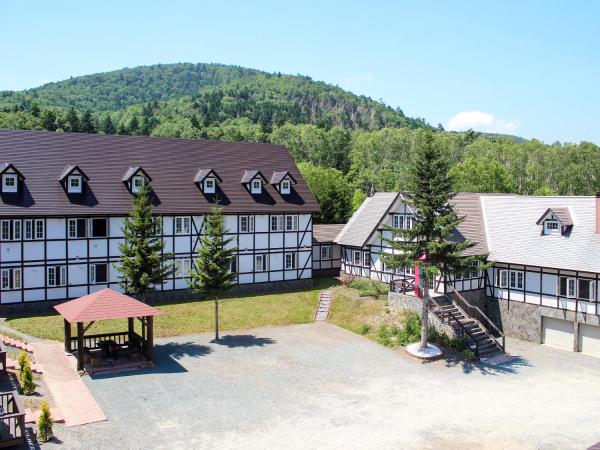 Nella foto è visibile l'oggetto Petit Hotel Gracey Tomamu situato nella città di Shintoku.