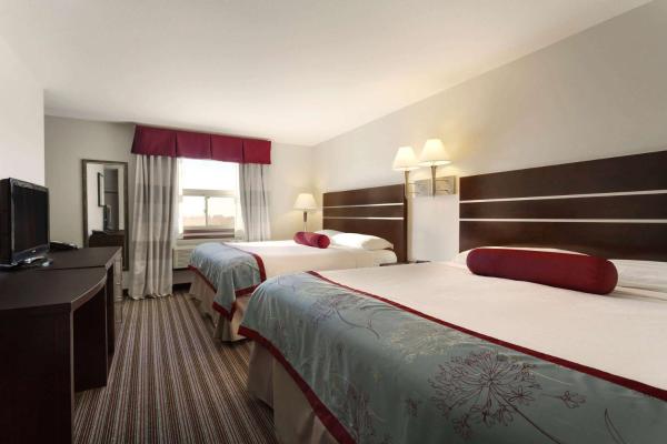 Super 8 by Wyndham Saskatoon Near Downtownの写真5