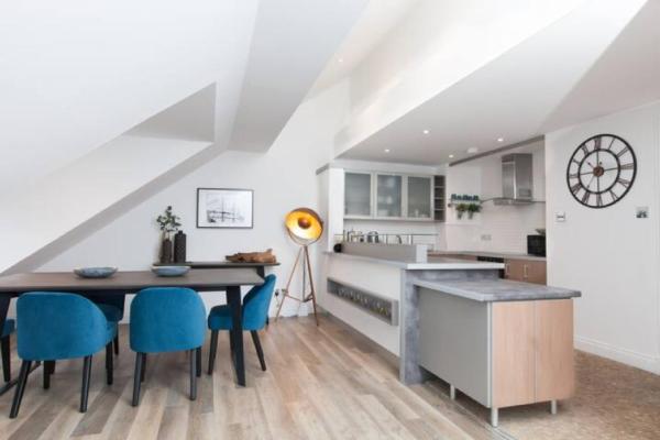Edinburgh Deluxe Duplex with Garage, Edynburg