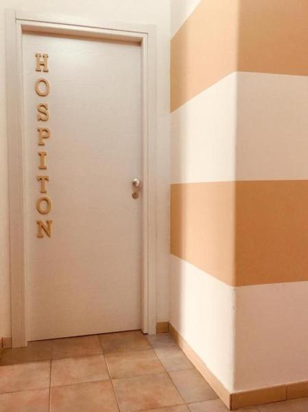 Na fotografii je vidět objekt Hospiton Home nacházející se ve městě Cagliari.