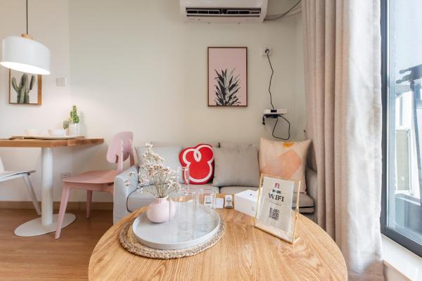 Vanke Apartment Guangzhou South Railway Station Vanke Expo Expo Expo Olympic Park yueshidai square Changlong happy world, Guangzhou