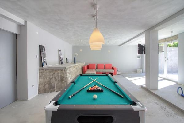 Stylish & luxury villa with pool, biliard, extra pool heating available - WiiBukの写真9