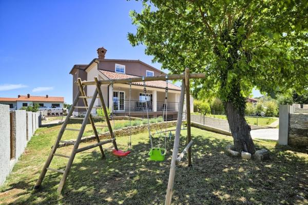 Stylish & luxury villa with pool, biliard, extra pool heating available - WiiBukの写真5