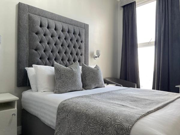 På billedet ses objektet Park House Hotel beliggende i byen Blackpool.