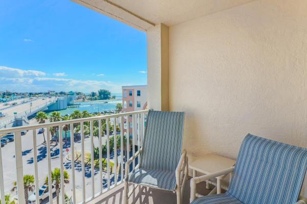 Beachfront Complex - 2b 2b - Beach Place #503 - Lake Seminole, FL