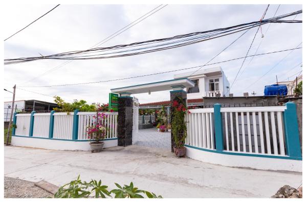 Na fotografii je vidět objekt NHÀ NGHỈ & HOMESTAY PHẠM GIA nacházející se ve městě Ðiệp Sơn.