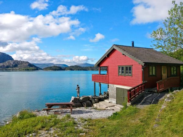 Nella foto è visibile l'oggetto Holiday Home Idun by Interhome situato nella città di Hyllestad.