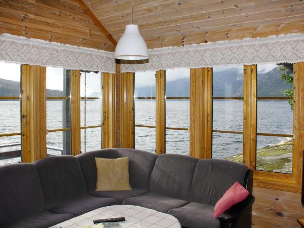 Fotografie 8: Chalet Eiknes by Interhome
