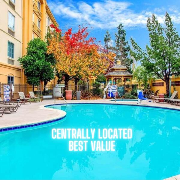 A la foto es mostra l'objecte La Quinta by Wyndham Fremont / Silicon Valley situat a la ciutat de Fremont.