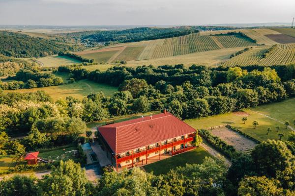 En la foto se muestra el objeto Farma Ovčí Terasy ubicado en la ciudad de Brumovice.