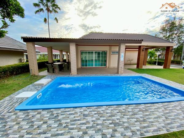 A la foto es mostra l'objecte Sand-D House Pool Villa B35 at Rock Garden Beach Resort Rayong situat a la ciutat de Mae Pim.