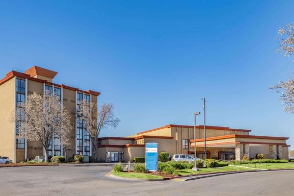 På bildet vises objektet Wyndham Sacramento som ligger i byen Antelope.