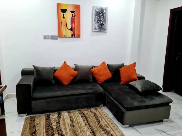 Op de foto is het object Comfy & Cozy Hideout Close to Highway Parking te zien, gelegen in de stad Pantang.
