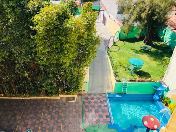 A la foto es mostra l'objecte Hotel Ruah situat a la ciutat de Cuernavaca.