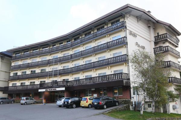Kuvassa näkyy kohde Shiga Palace Hotel, joka sijaitsee kaupungissa Yamanouchi.
