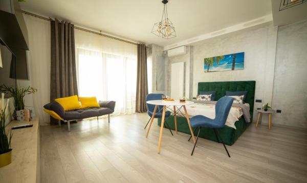 Фотография 9: Studio 60 By The Beach Mamaia, FREE PARKING Casa del Mar