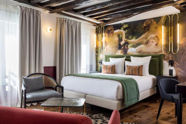 A la foto es mostra l'objecte Hotel Louis II situat a la ciutat de París.