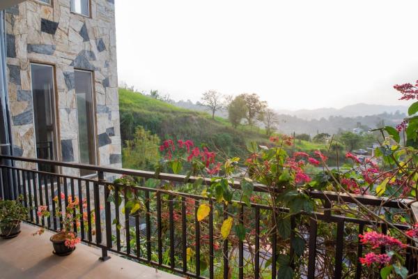 A la foto es mostra l'objecte Sky Edge Homestay situat a la ciutat de Kandy.