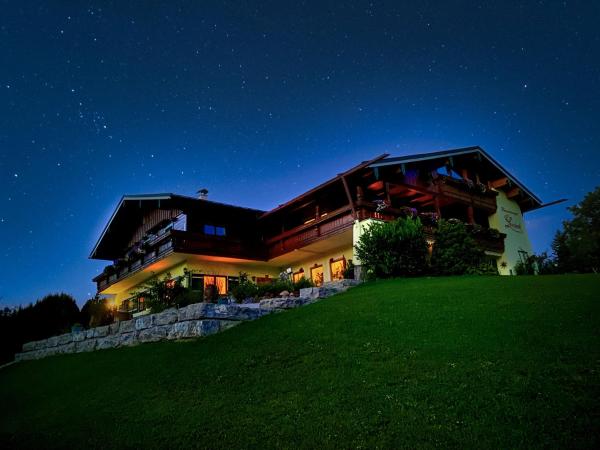 Ferienwohnungen Gästehaus Lärcheck - ベルヒテスガーデン
