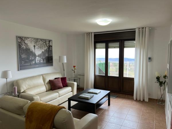Precioso Bajo Con Jardín, Junto Al Campo De Golf - Navarrete