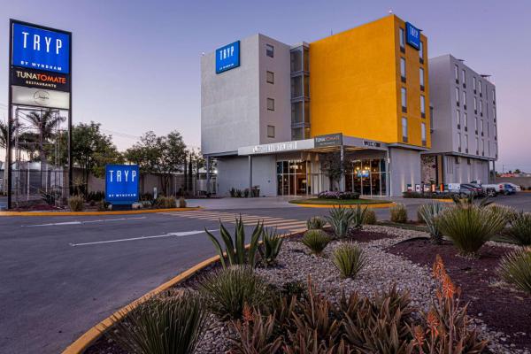 A la foto es mostra l'objecte TRYP by Wyndham San Luis Potosi Hotel & Suites situat a la ciutat de Gómez.