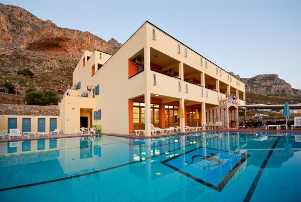 På billedet ses objektet Hotel Philoxenia beliggende i byen Masouri.