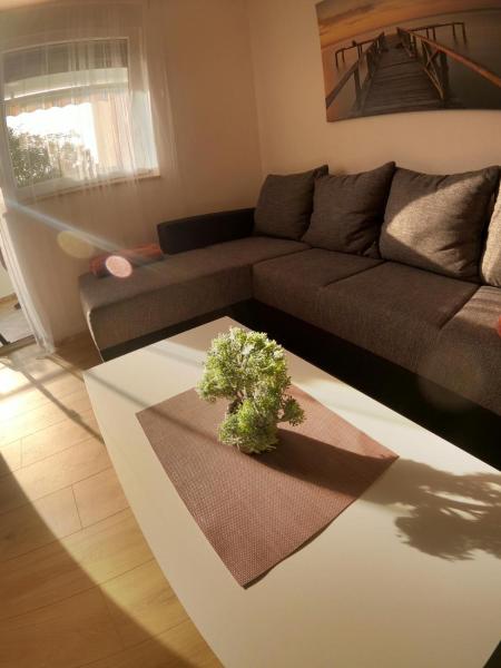 Nella foto è visibile l'oggetto Apartment Gloria situato nella città di Peroj.