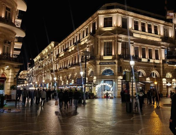 Austin Hotel Baku, Baku