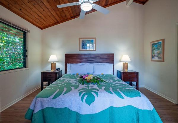 Nella foto è visibile l'oggetto Poipu Plantation Vacation Rentals situato nella città di Koloa.